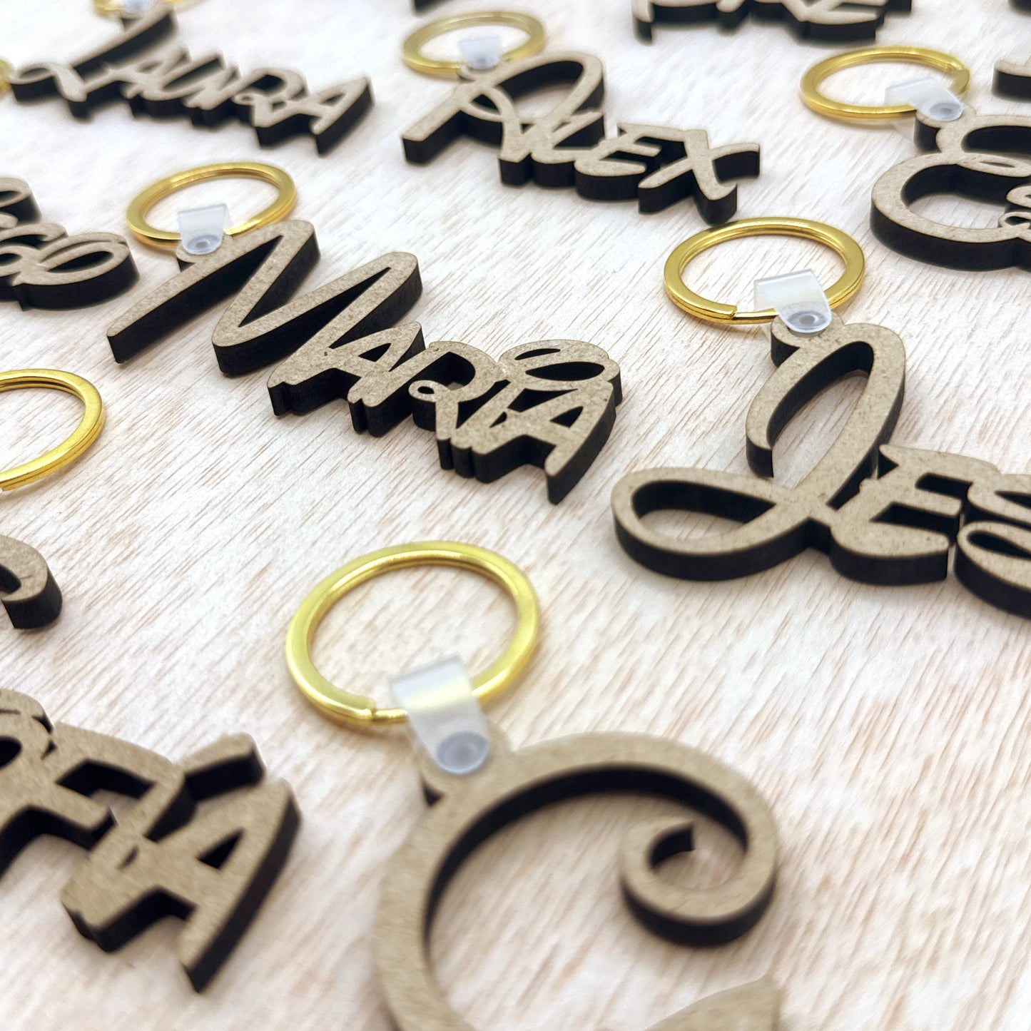 Llaveros de Madera - Modelo V4